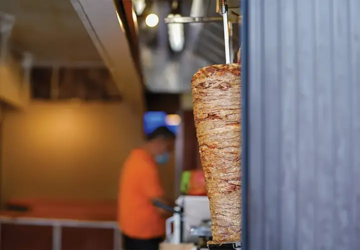 Gdzie jest kebab? Znajdź najlepszy w okolicy i nie żałuj!
