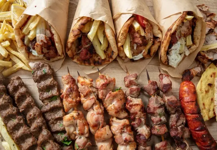 Prawdziwy turecki kebab: Jak rozpoznać oryginał w Polsce?
