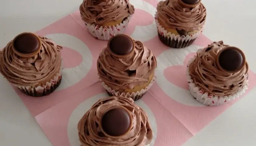 Muffiny z Toffifee: Jak zrobić idealne z płynnym sercem?