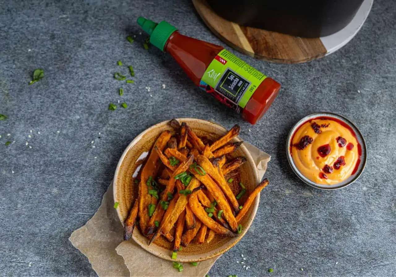 frytki z batat&oacute;w por&oacute;wnanie metod pieczenia smażenia airfryer